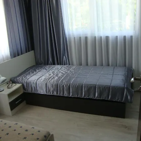 Perla Guest house 2*